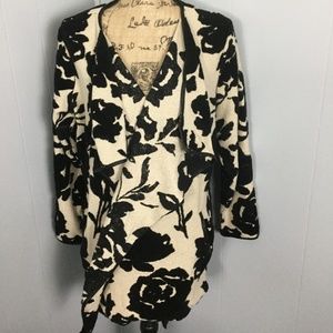 INC 1X Gold Metallic And Black Wrap Jacket. EUC